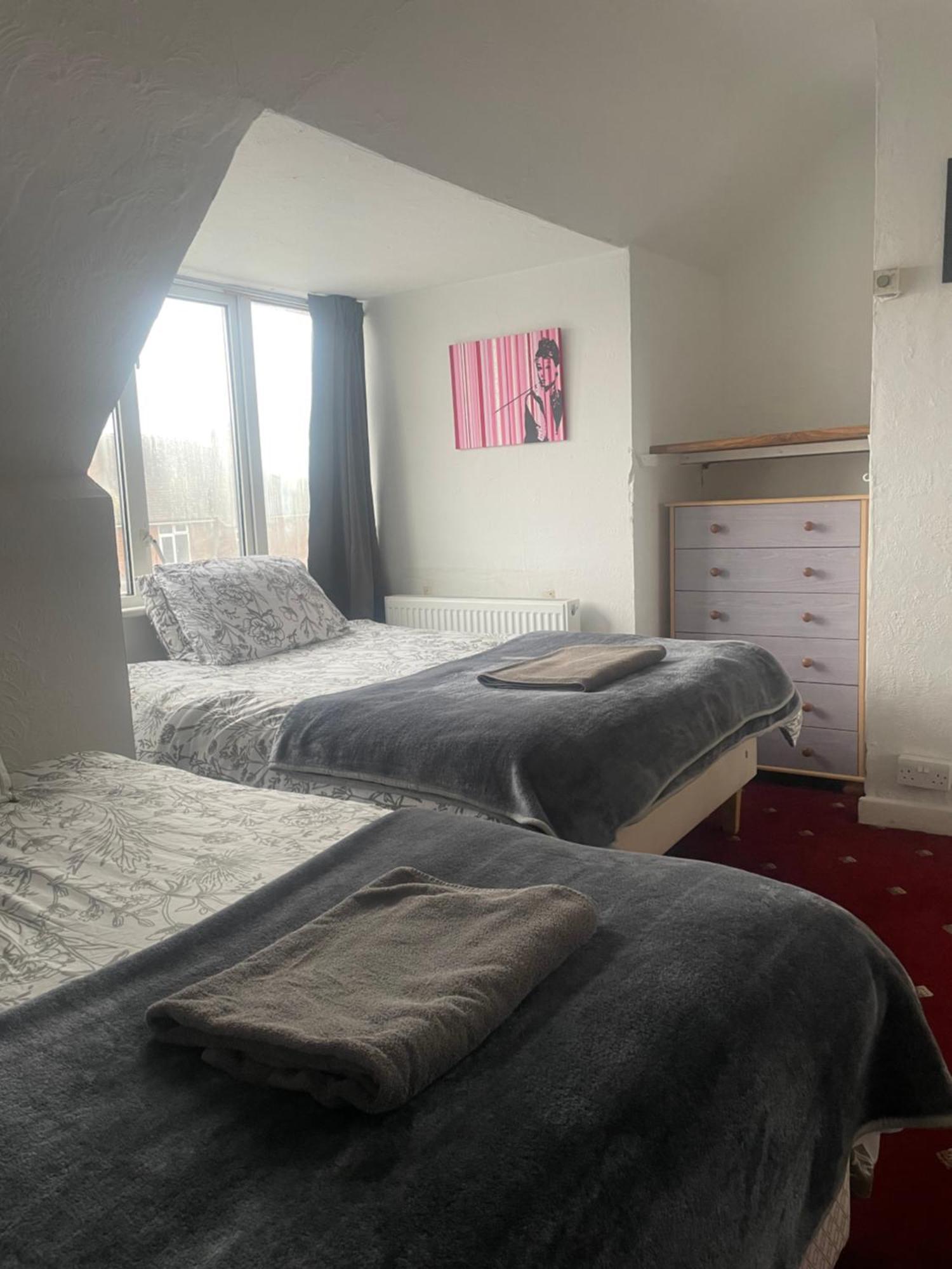 Amitie Guest House Bournemouth Exterior photo